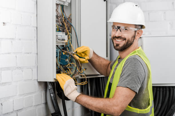 Best Affordable Emergency Electrician  in Lakeland North, WA